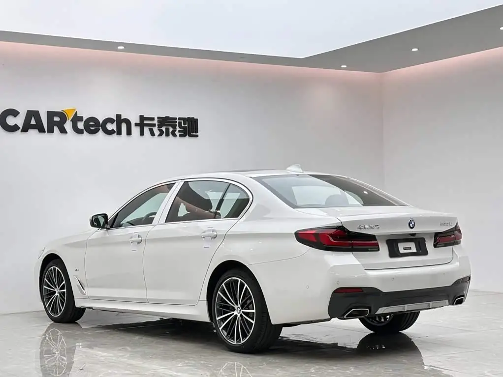 BMW 5 Series 2022 — Photo 3/19