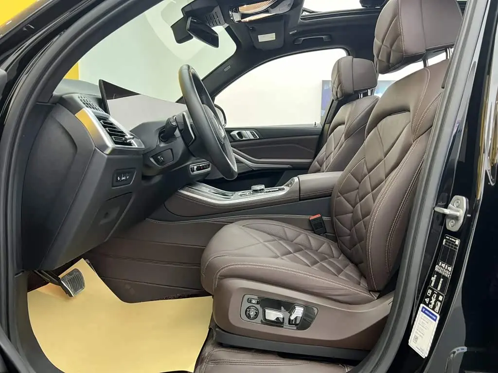BMW X5 2024 — Photo 16/20