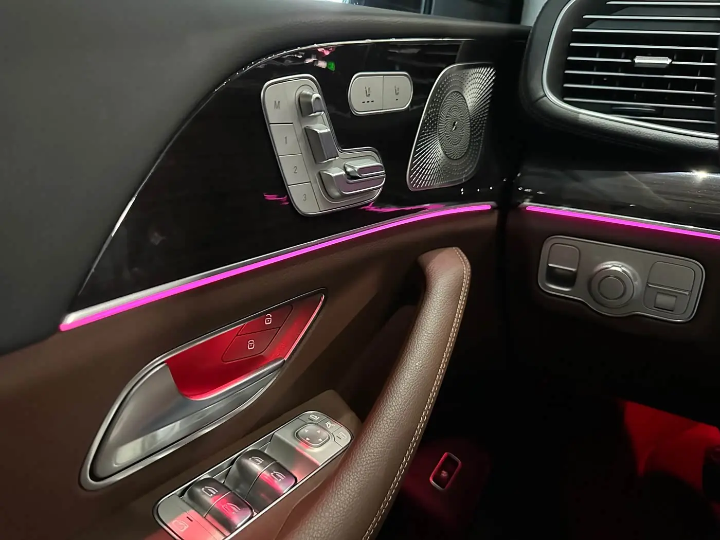 Mercedes-Benz GLE 2026 — Photo 17/17
