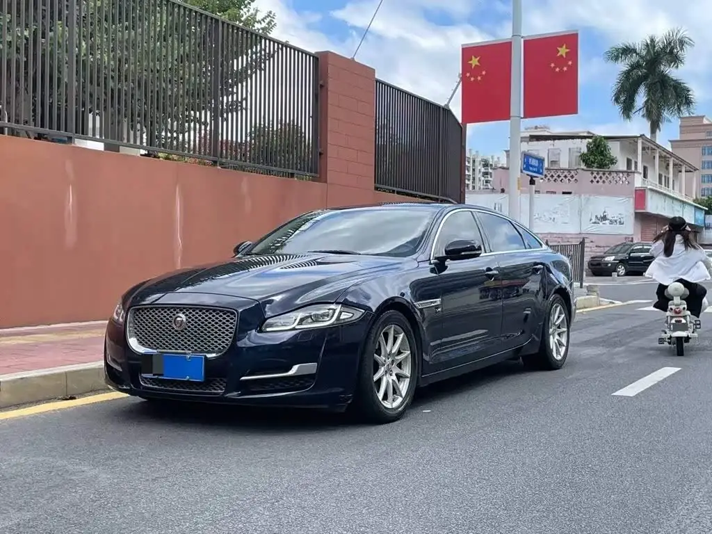 Jaguar XJ, 2017
