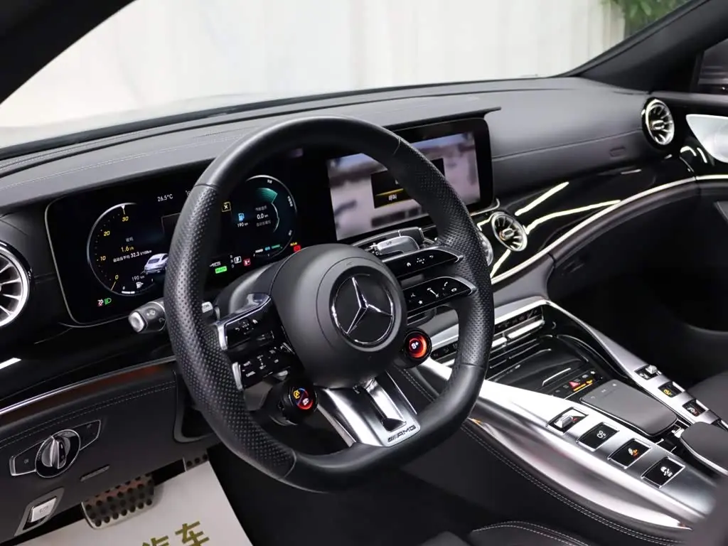 Mercedes-Benz AMG GT 2023 — Фото 8/20