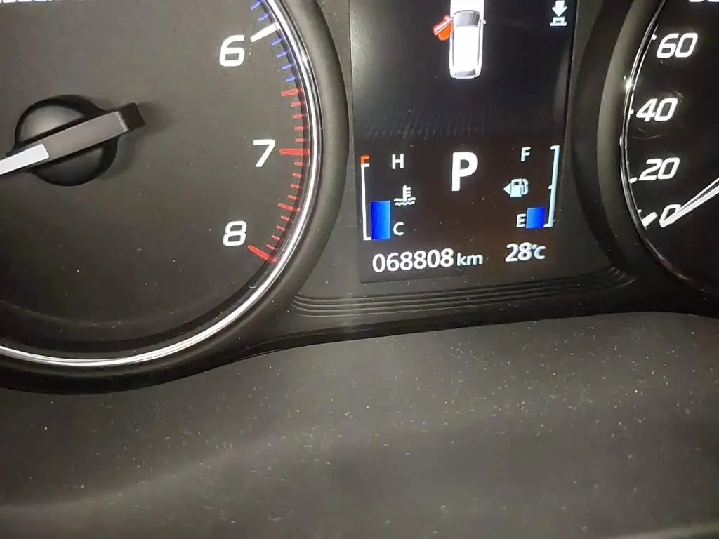 Mitsubishi Outlander 2021 — Şəkil 13/20