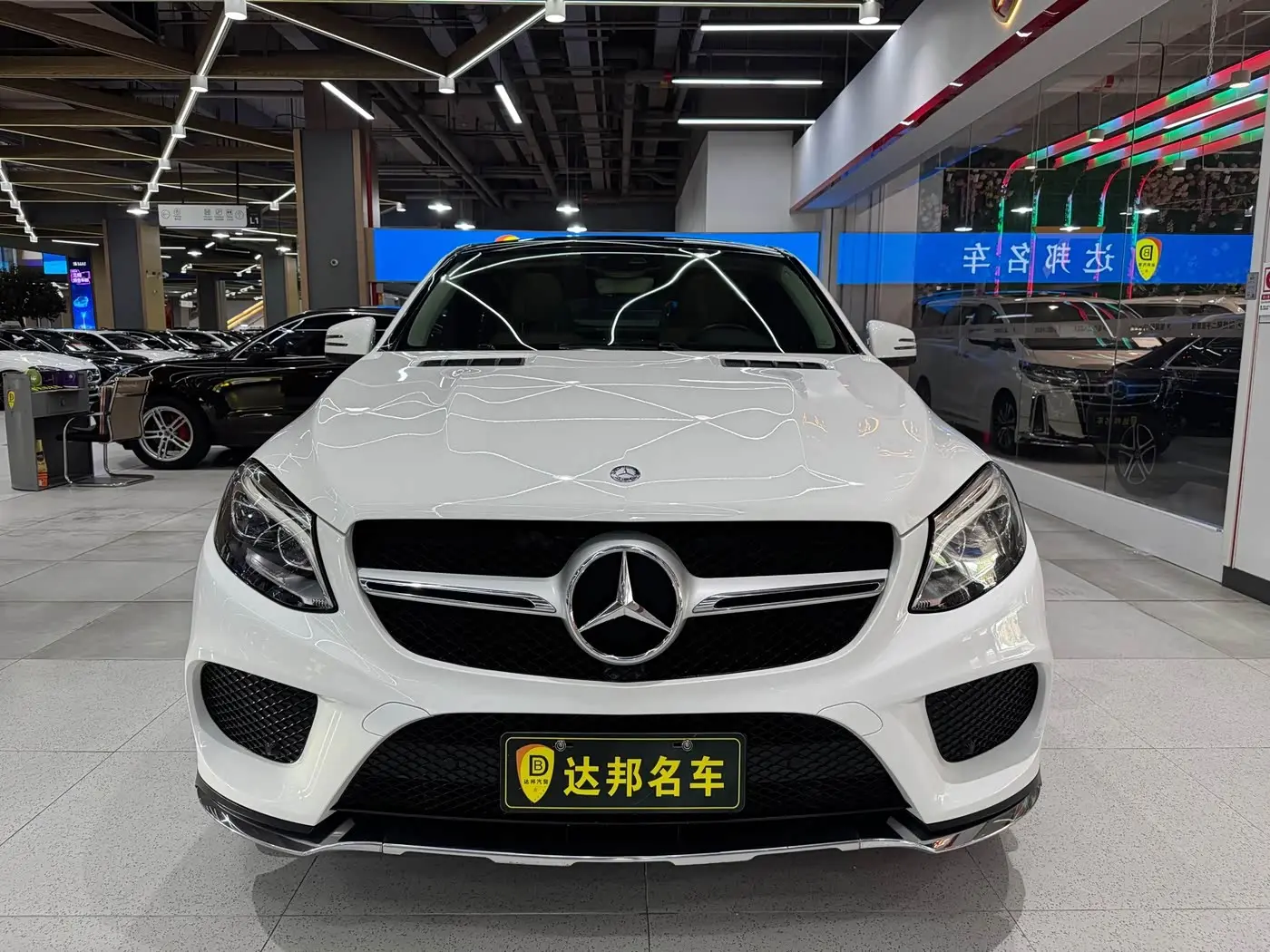 Mercedes-Benz GLE Coupe 2017 — Şəkil 2/16