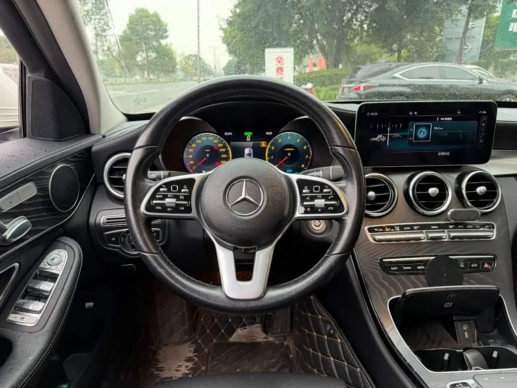 Mercedes-Benz C-Class 2019 — Фото 14/14