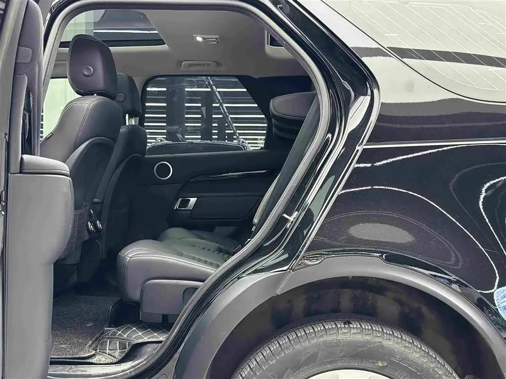 Land Rover Discovery 2022 — Şəkil 8/18