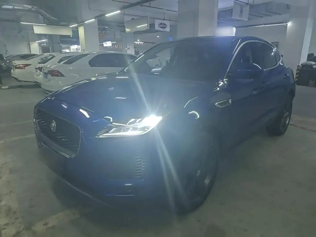 Jaguar E-PACE 2021 — Фото 2/20
