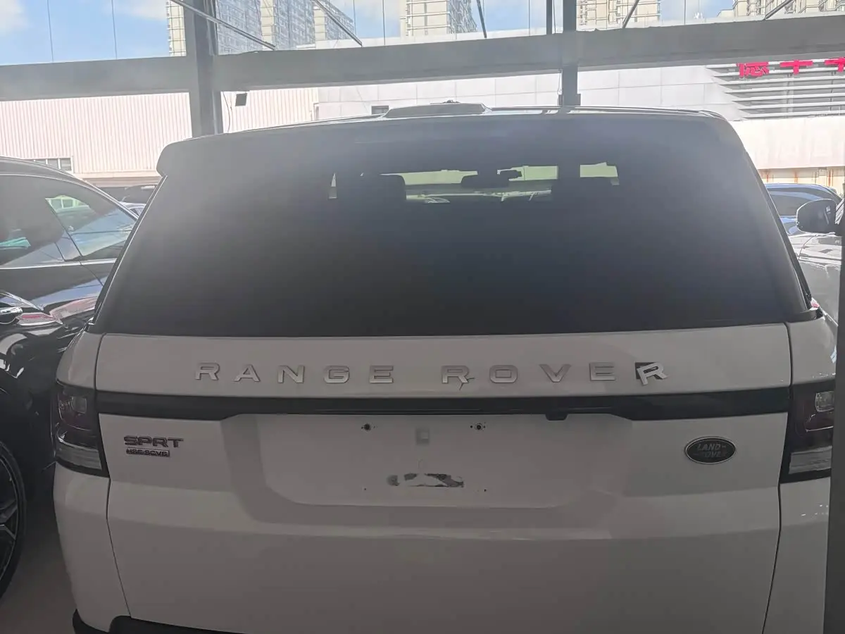 Land Rover Range Rover Sport 2015 — Şəkil 5/20