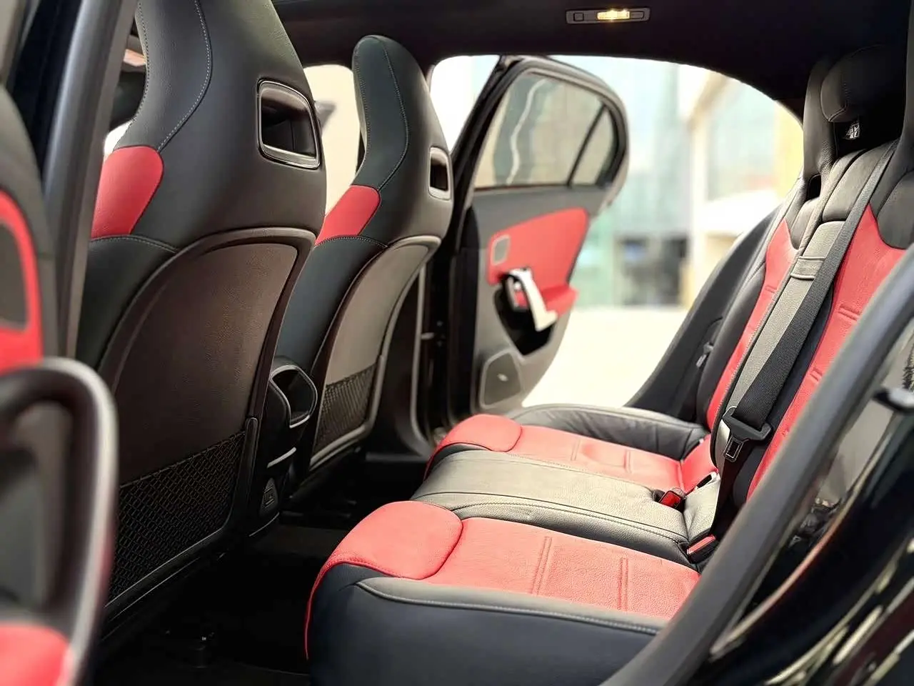 Mercedes-Benz A-Class AMG 2022 — Şəkil 9/14