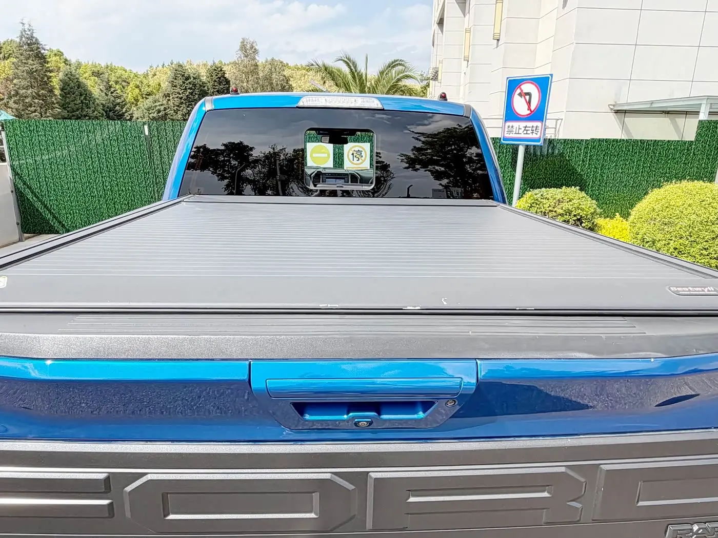 Ford F-150 Raptor 2017 — Фото 10/19