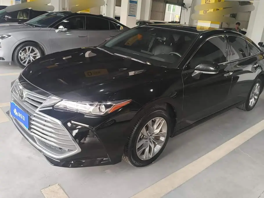 Toyota Avalon 2022 — Фото 1/16