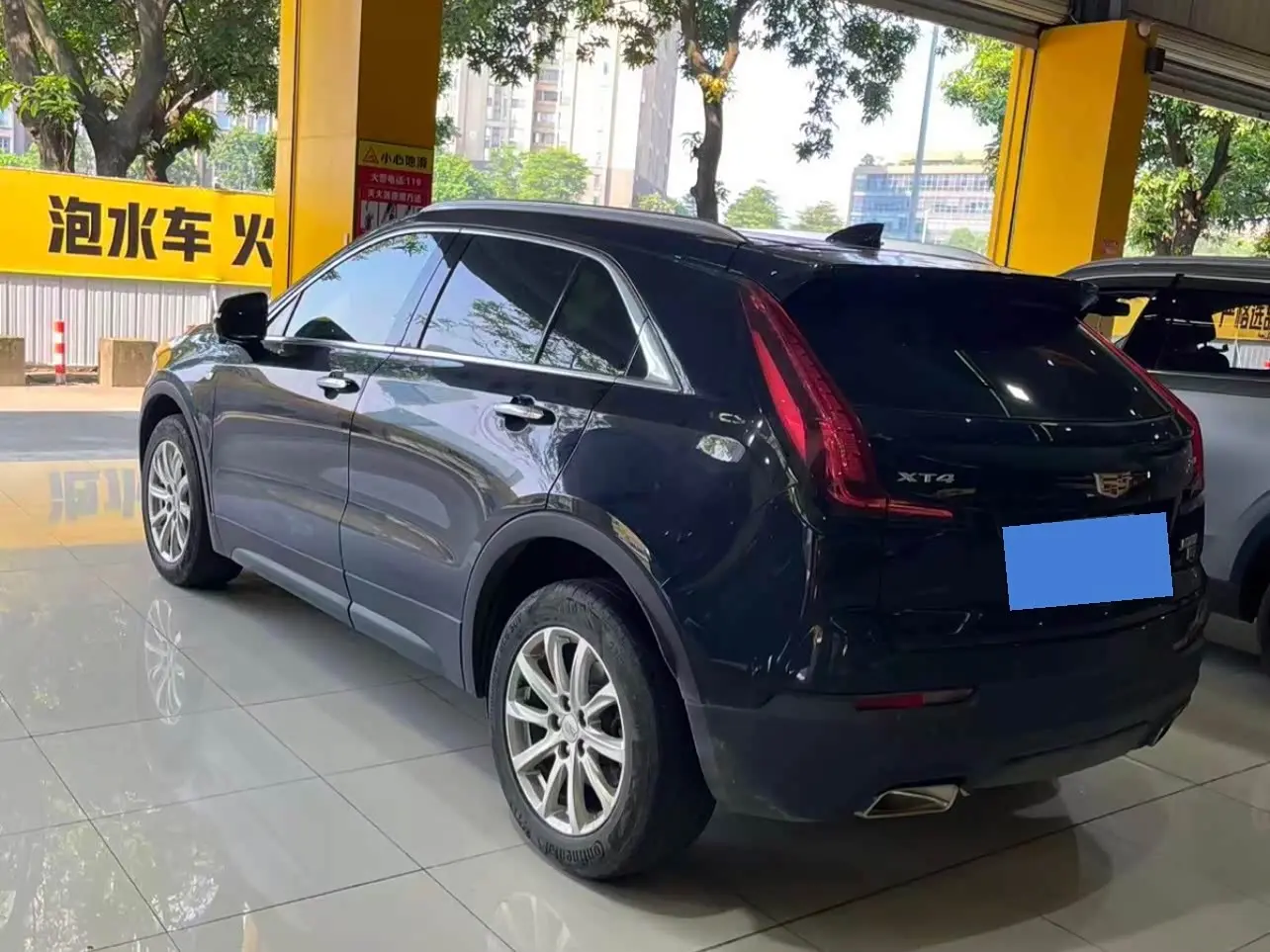 Cadillac XT4 2022 — Фото 3/6