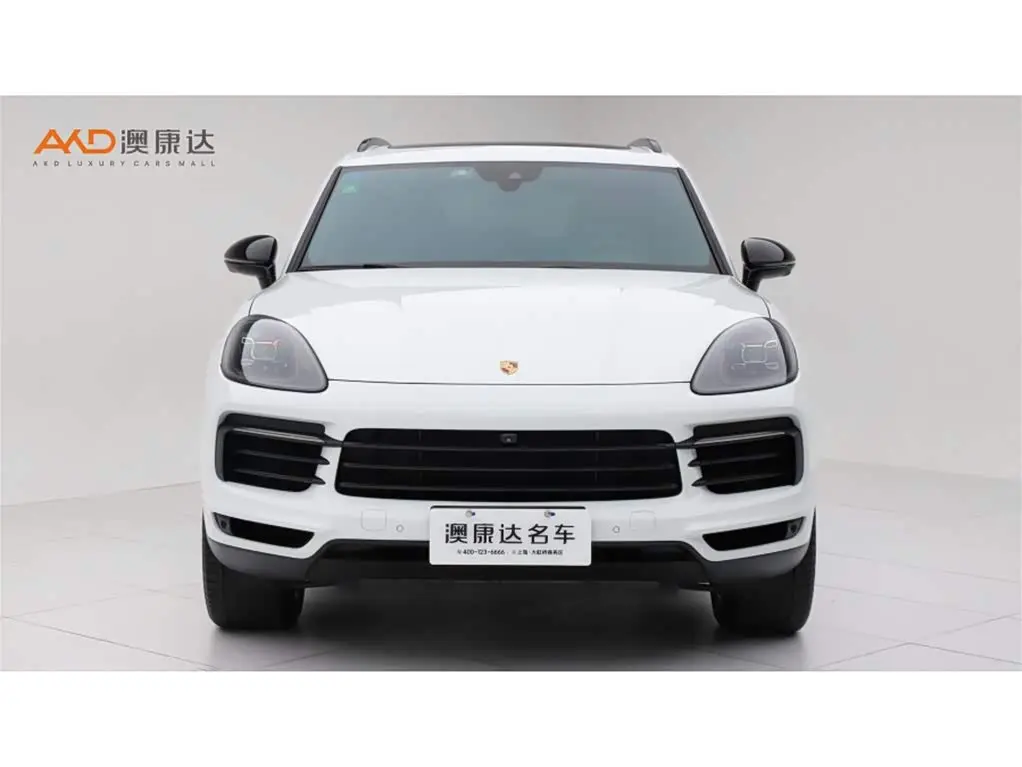 Porsche Cayenne 2019 — Photo 2/10