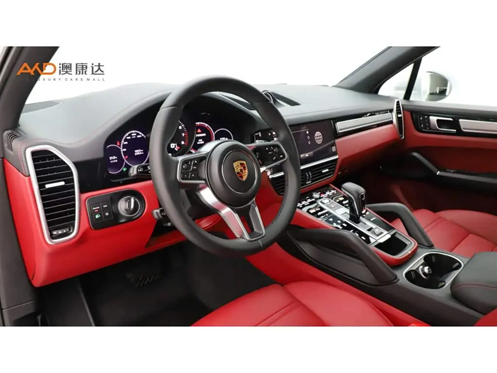 Porsche Cayenne 2022 — Photo 6/10