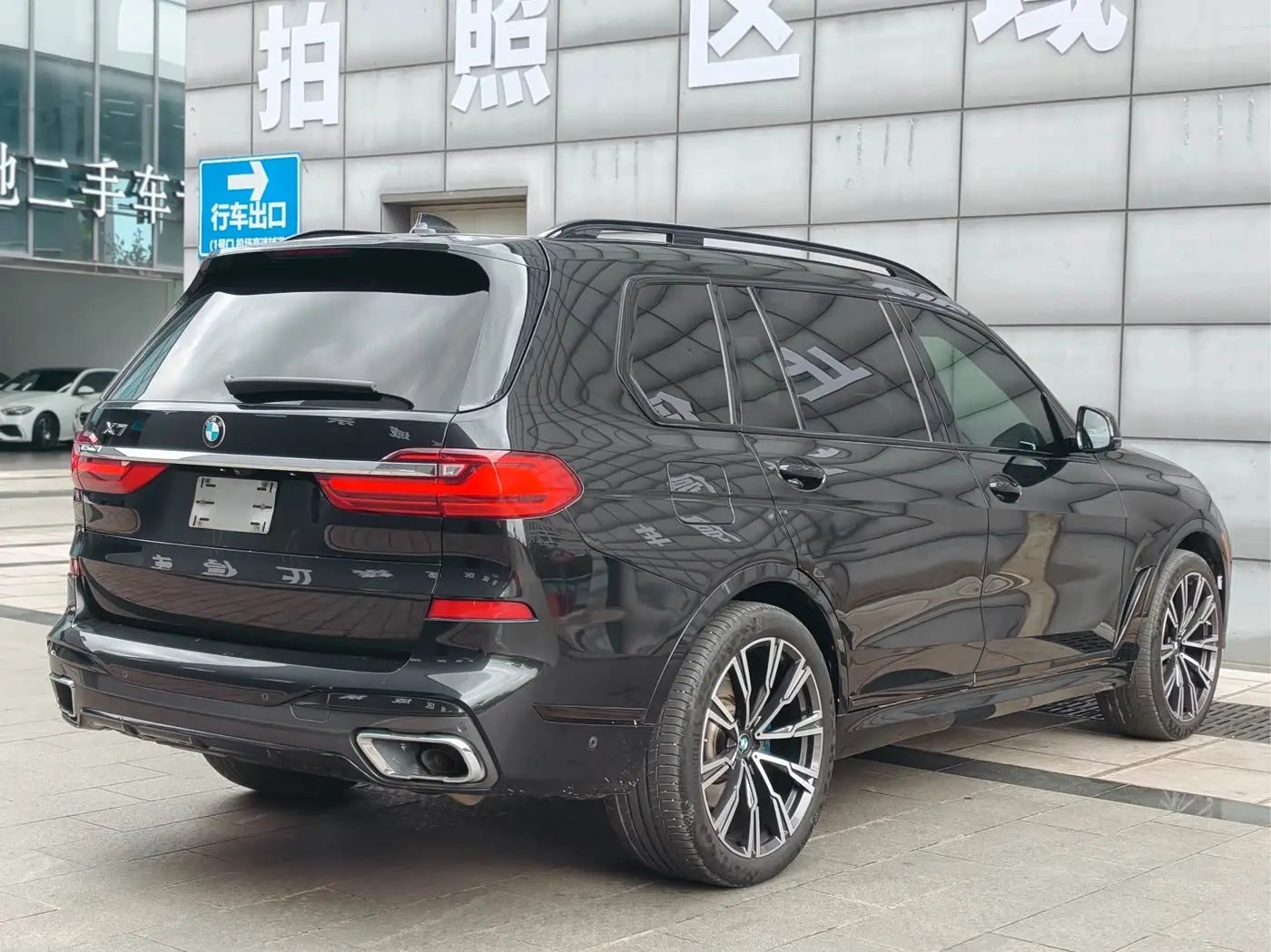 BMW X7 2020 — Photo 5/20