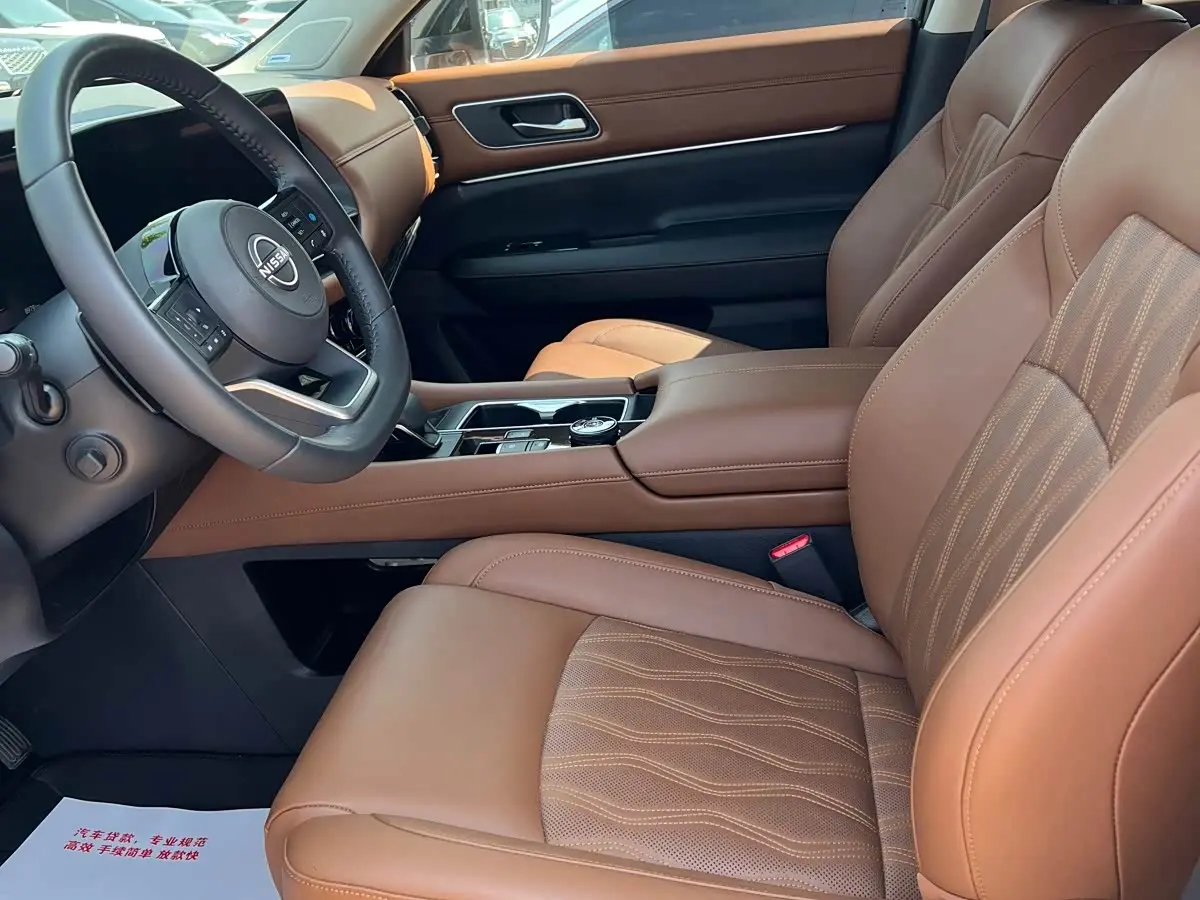 Nissan Terra 2024 — Photo 7/14