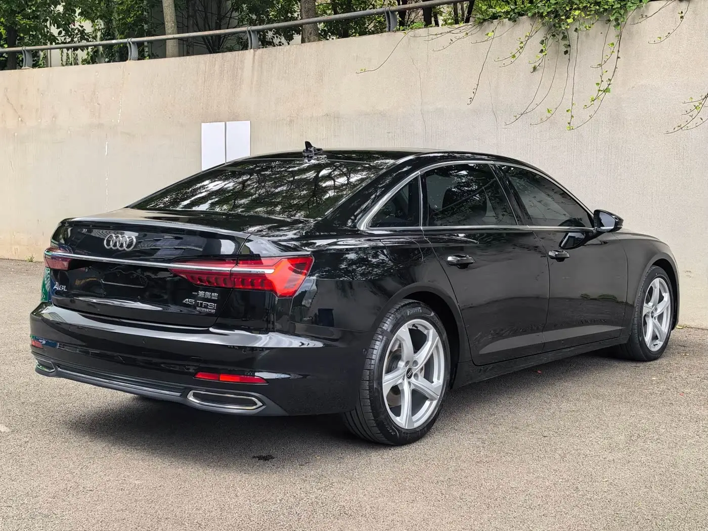 Audi A6L 2022 — Photo 9/20