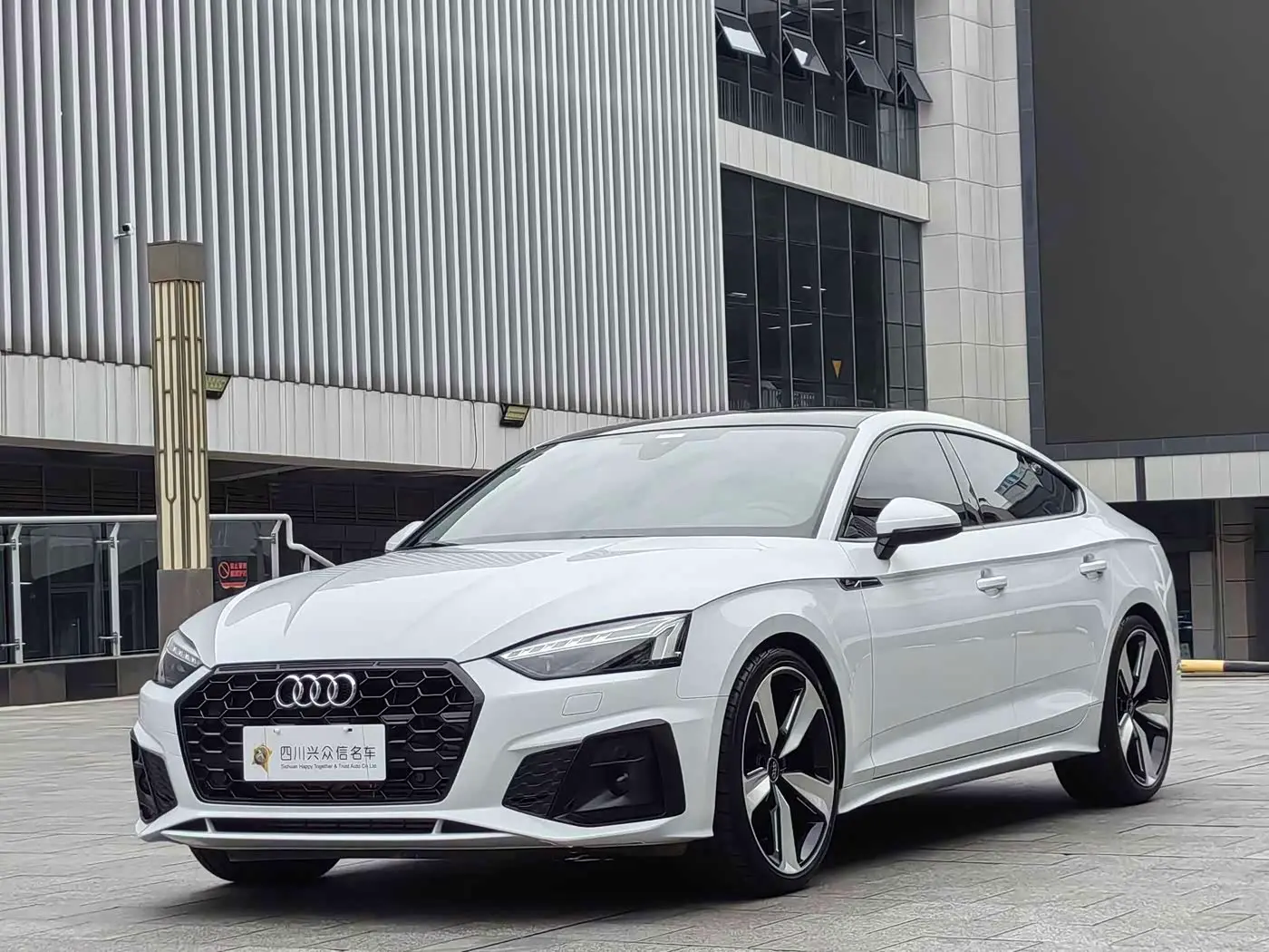Audi A5 2022 — Фото 2/20