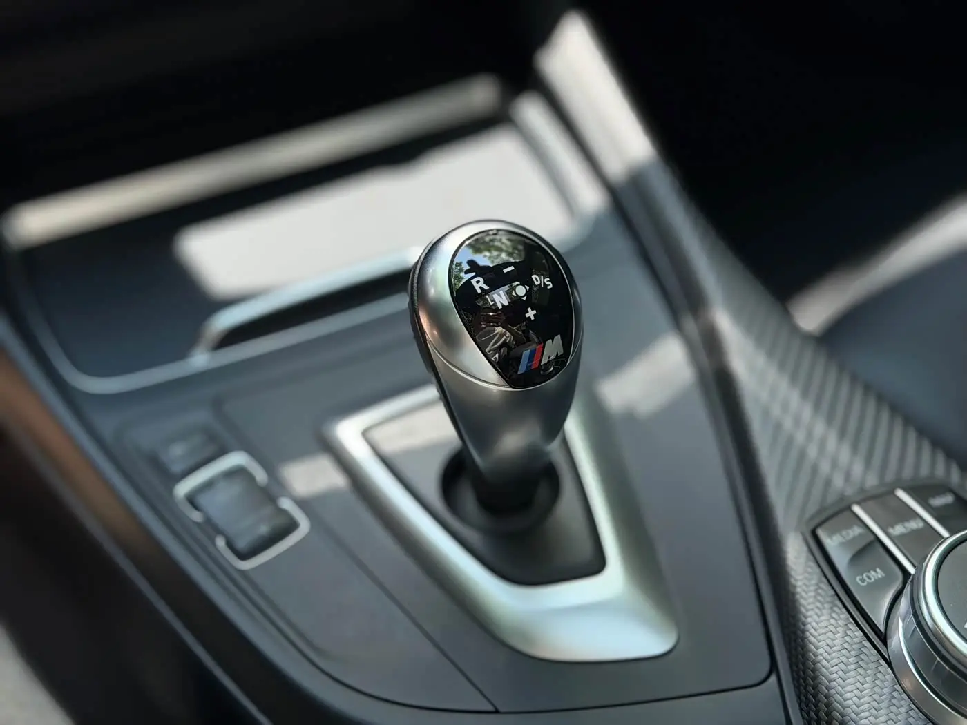 BMW M2 2018 — Şəkil 20/20