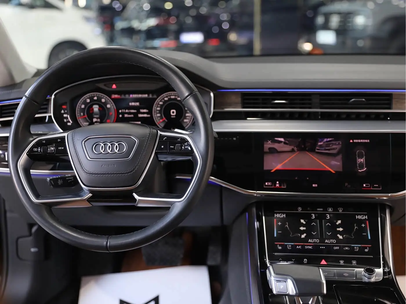 Audi A8 2024 — Photo 11/19