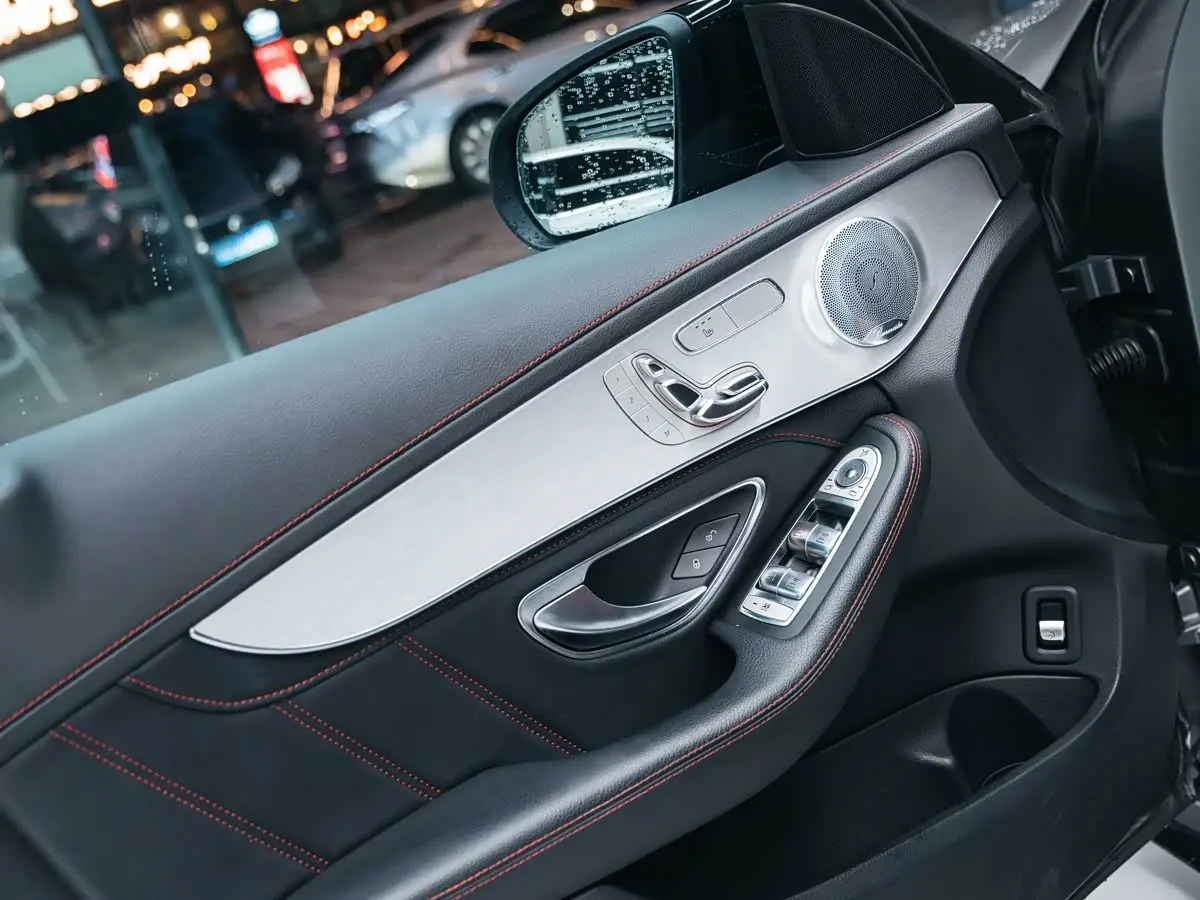 Mercedes-Benz C-Class AMG 2019 — Photo 15/20
