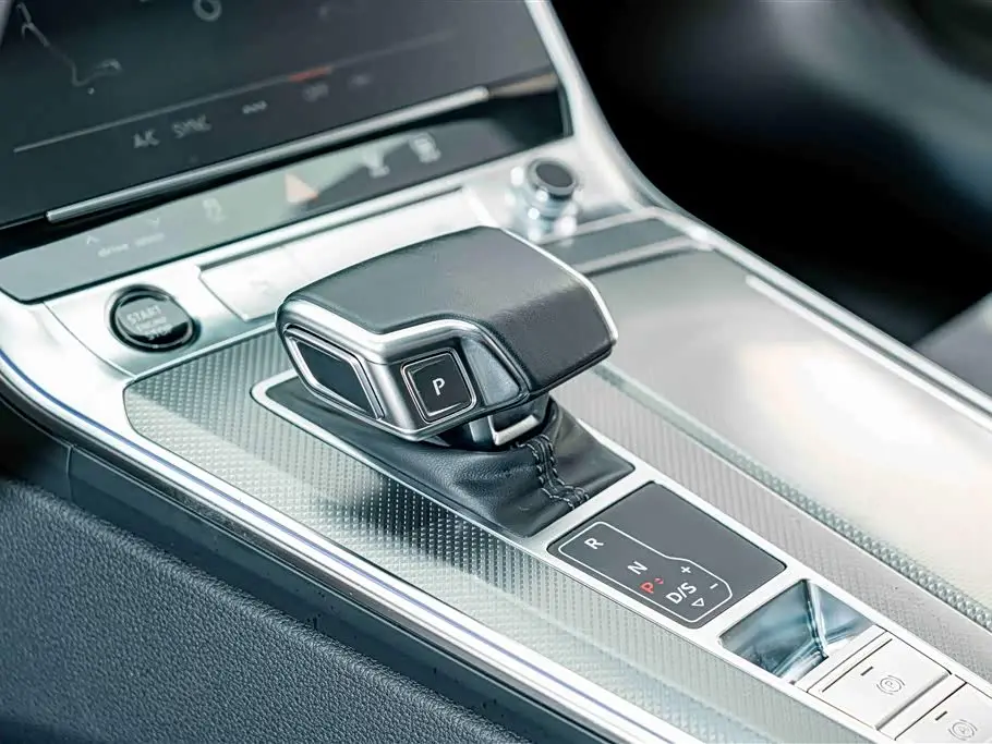 Audi A6L 2024 — Şəkil 15/20