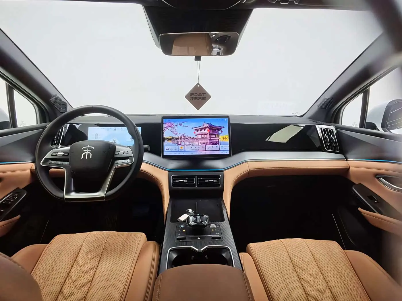 BYD Song L DM-i 2024 — Photo 18/18