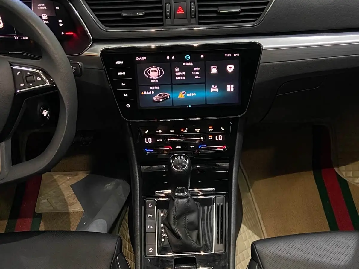 Škoda Superb 2022 — Photo 20/20