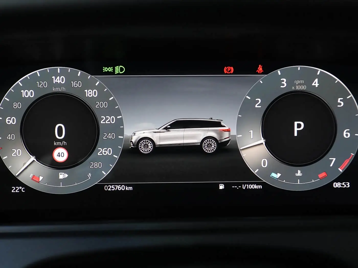 Land Rover Range Rover Velar 2024 — Photo 8/17