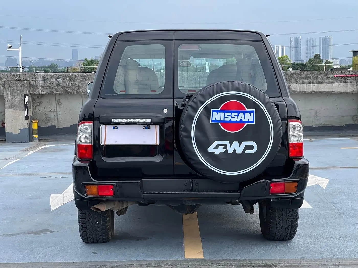 Nissan Patrol 2004 — Photo 6/18