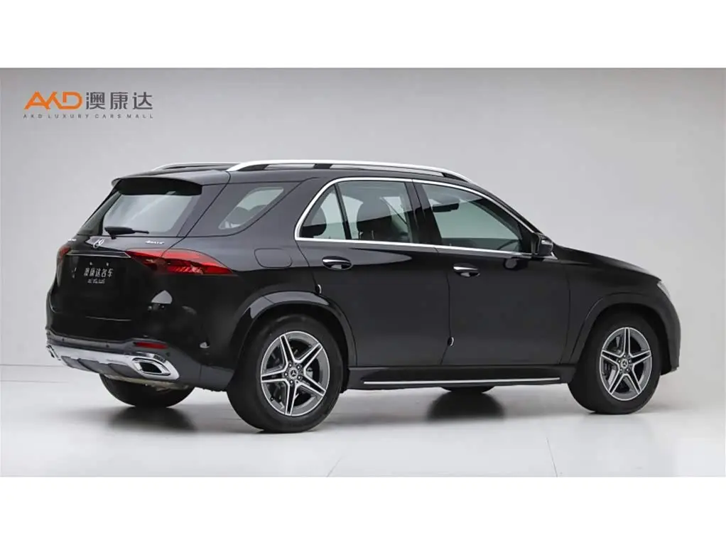 Mercedes-Benz GLE 2024 — Photo 3/10