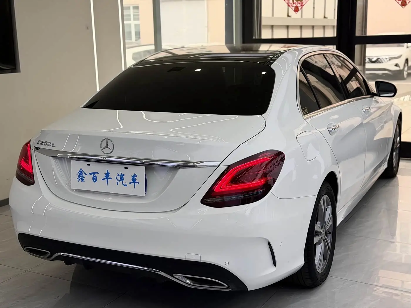 Mercedes-Benz C-Class 2021 — Фото 10/11