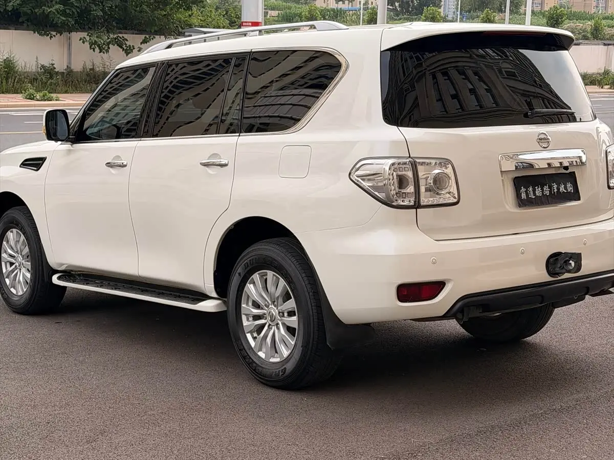 Nissan Patrol 2019 — Photo 4/14