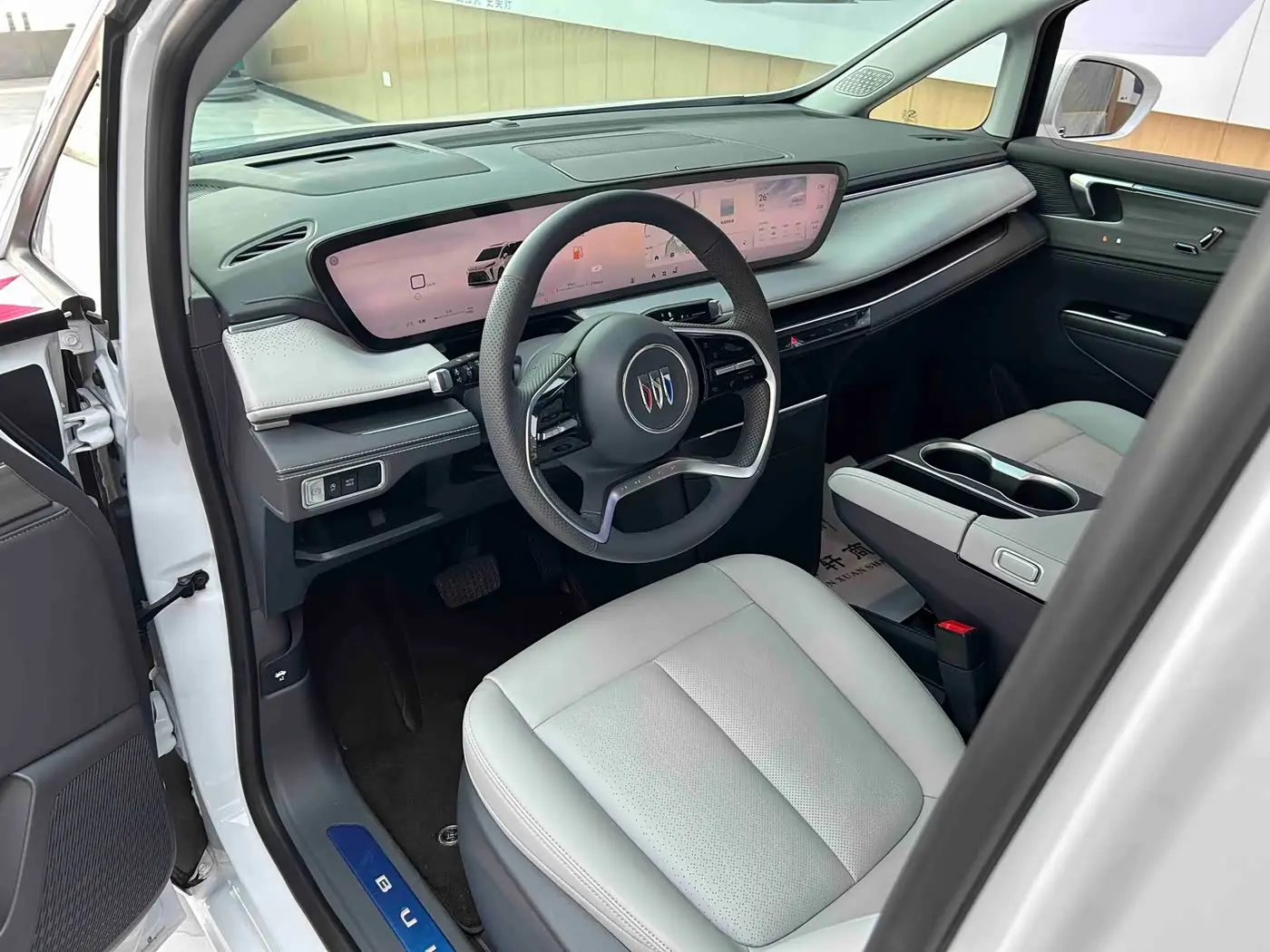 Buick GL8 2025 — Şəkil 6/20