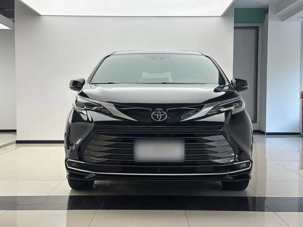 Toyota Sienna 2024 — Şəkil 9/20