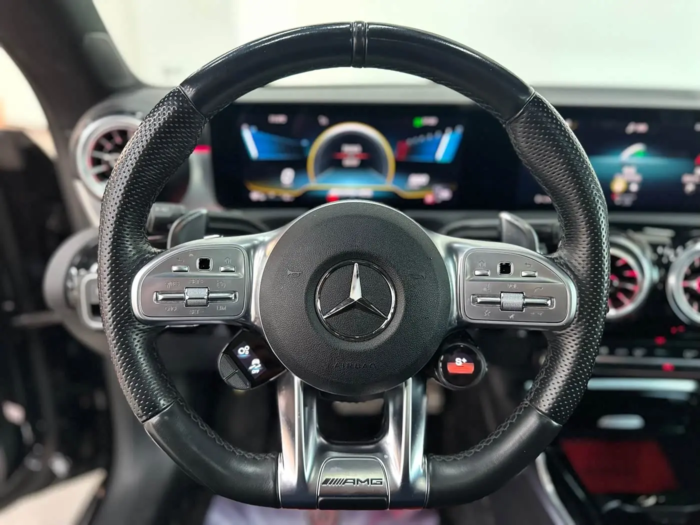 Mercedes-Benz CLA AMG 2022 — Şəkil 9/20