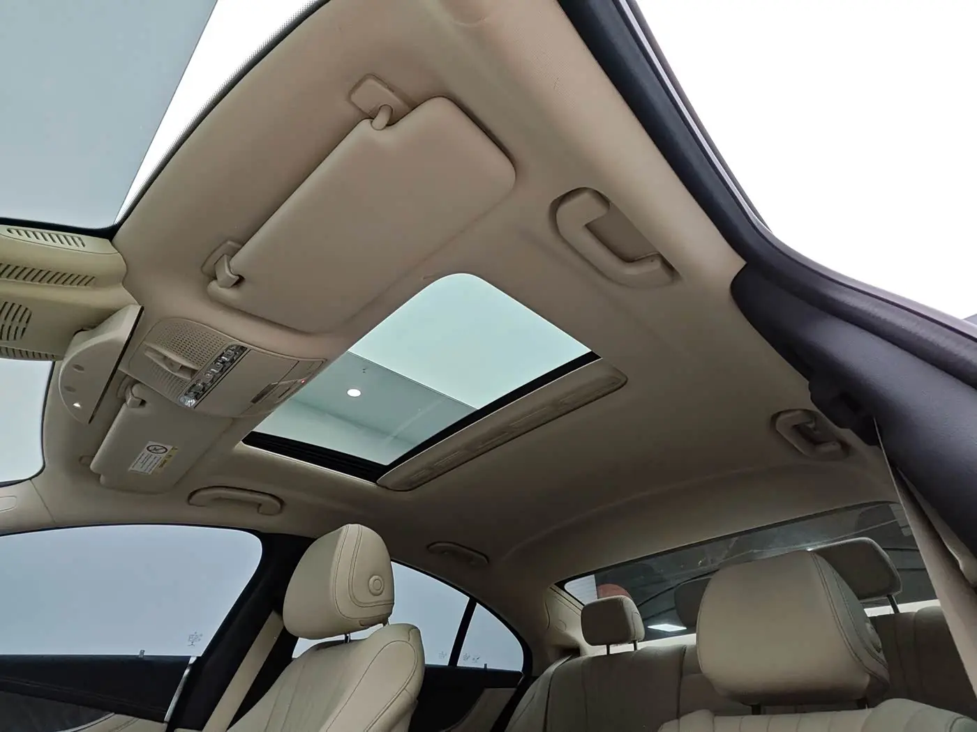 Mercedes-Benz CLS 2019 — Photo 15/17