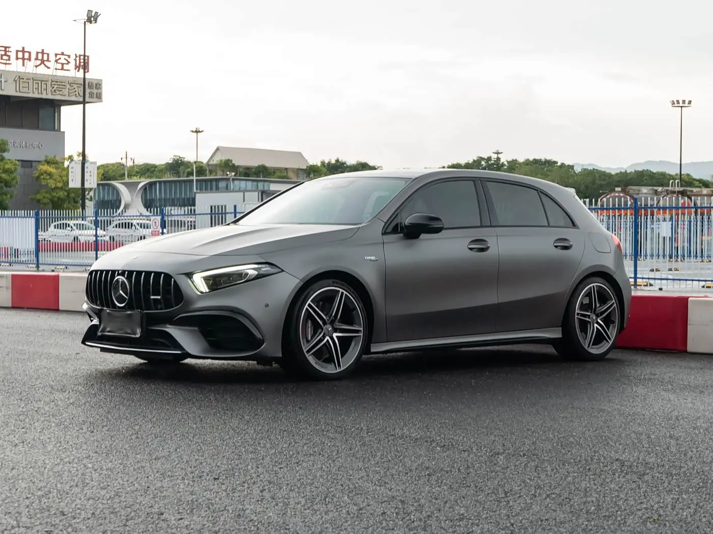 Mercedes-Benz A-Class AMG 2021 — Фото 1/9