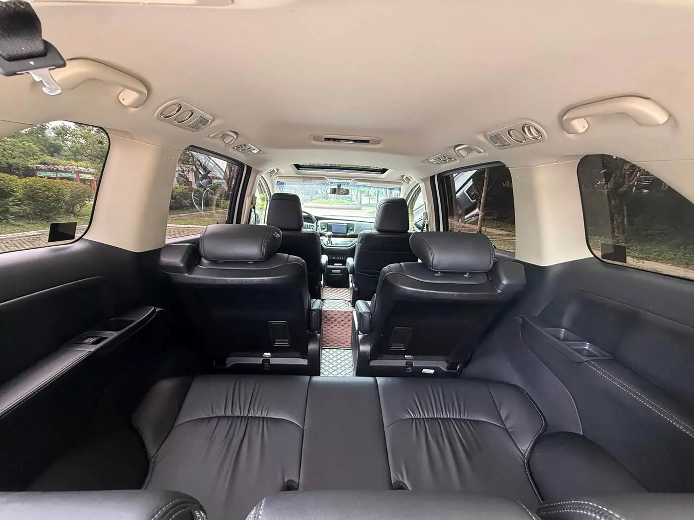 Honda Odyssey 2018 — Photo 17/20