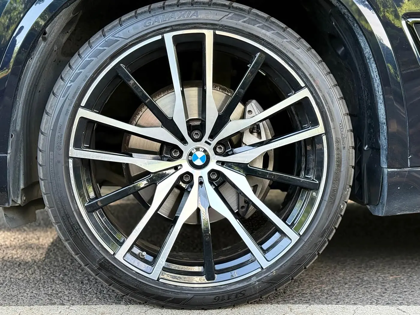 BMW X5 2023 — Photo 16/17