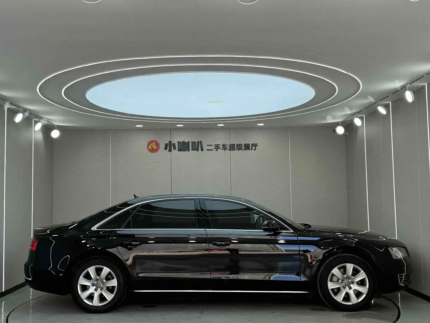 Audi A8 2014 — Фото 4/20
