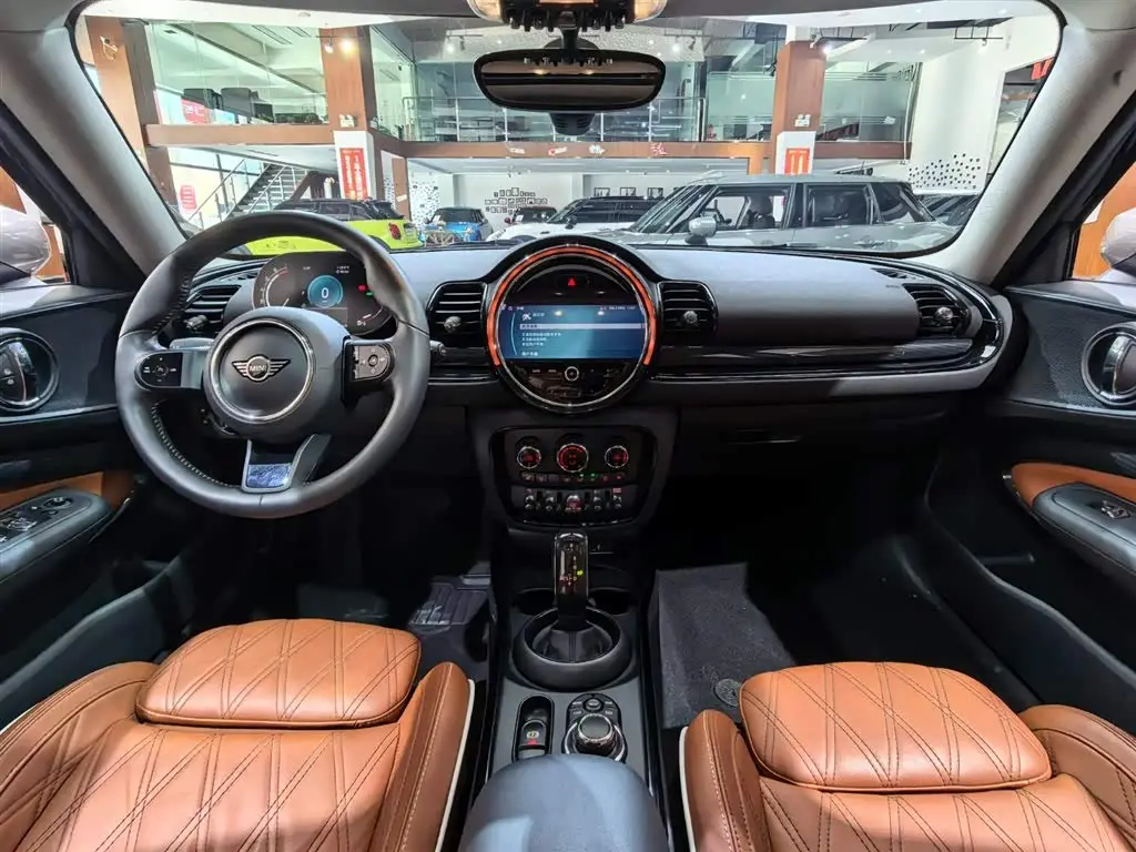 MINI CLUBMAN 2022 — Фото 7/20