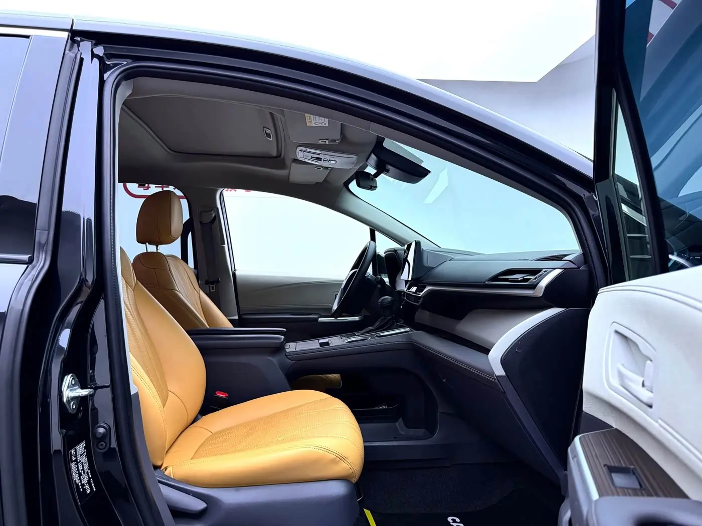 Toyota Sienna 2024 — Photo 15/20