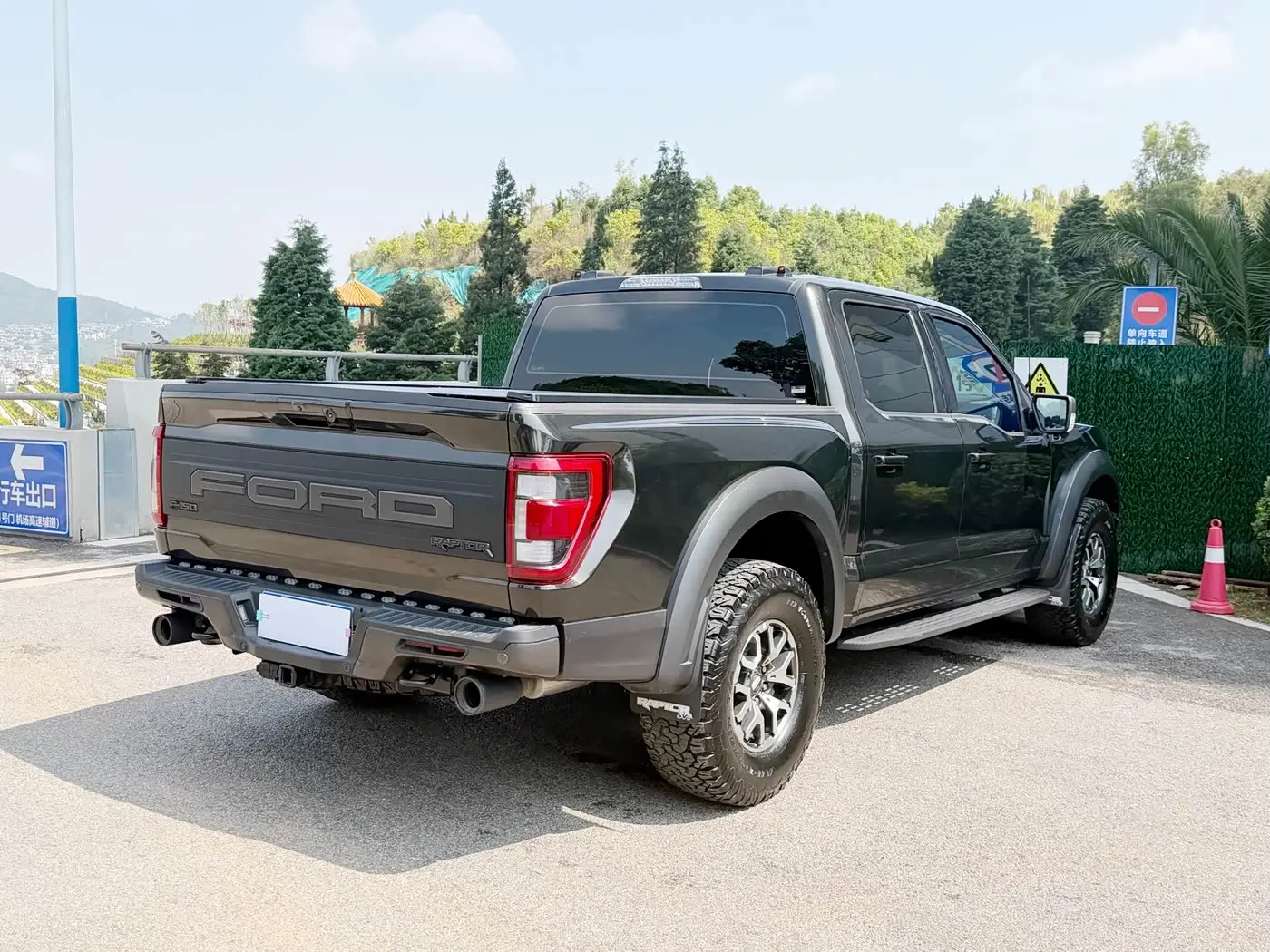 Ford F-150 Raptor 2023 — Şəkil 20/20