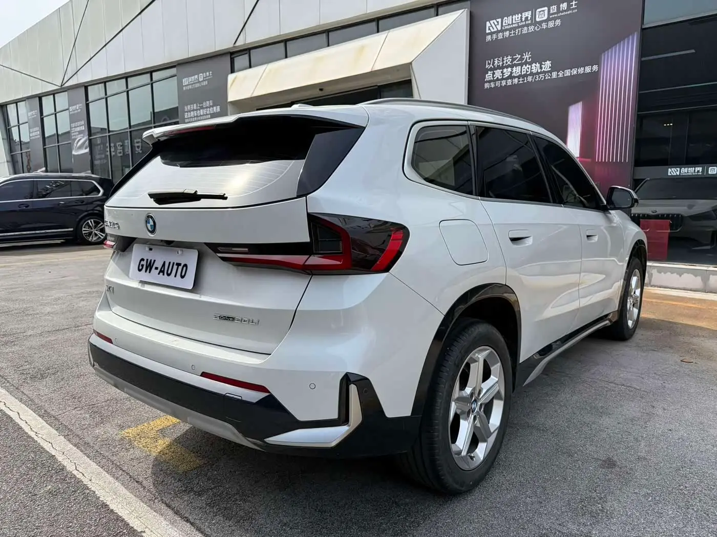BMW X1 2023 — Фото 9/11