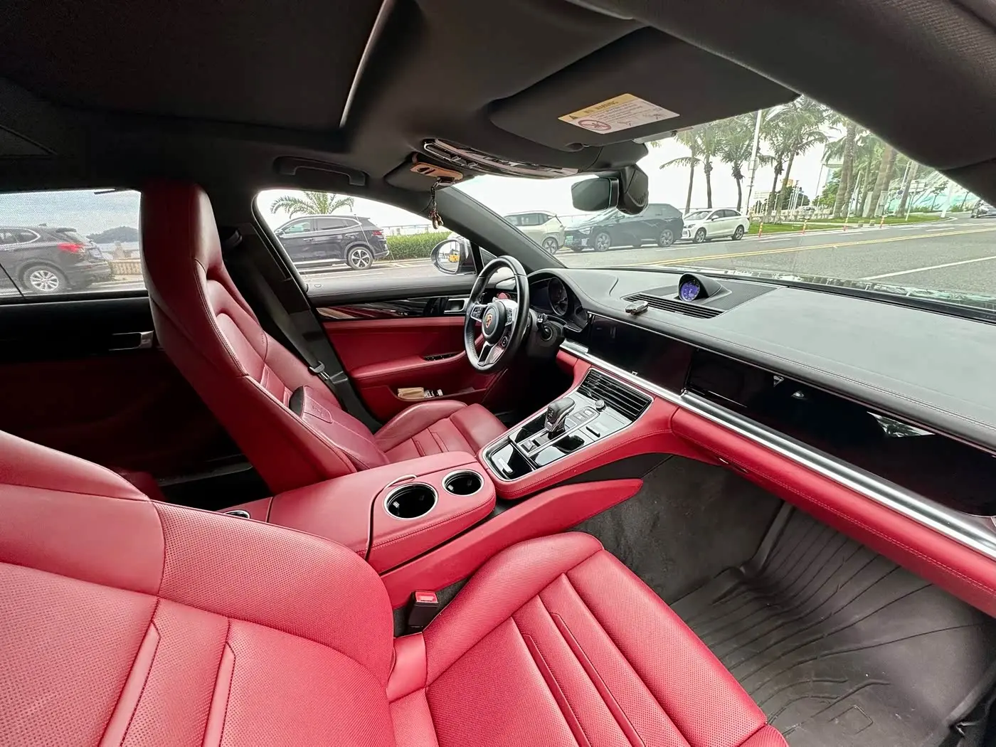 Porsche Panamera 2020 — Photo 8/8
