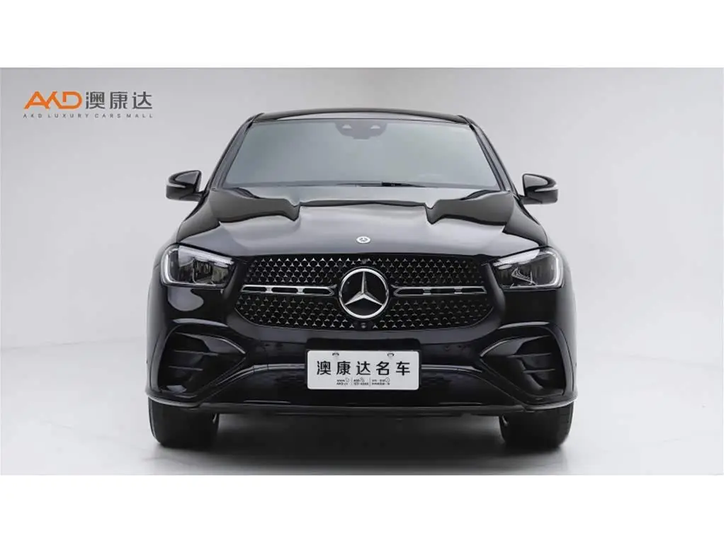 Mercedes-Benz GLE Coupe 2025 — Photo 2/10