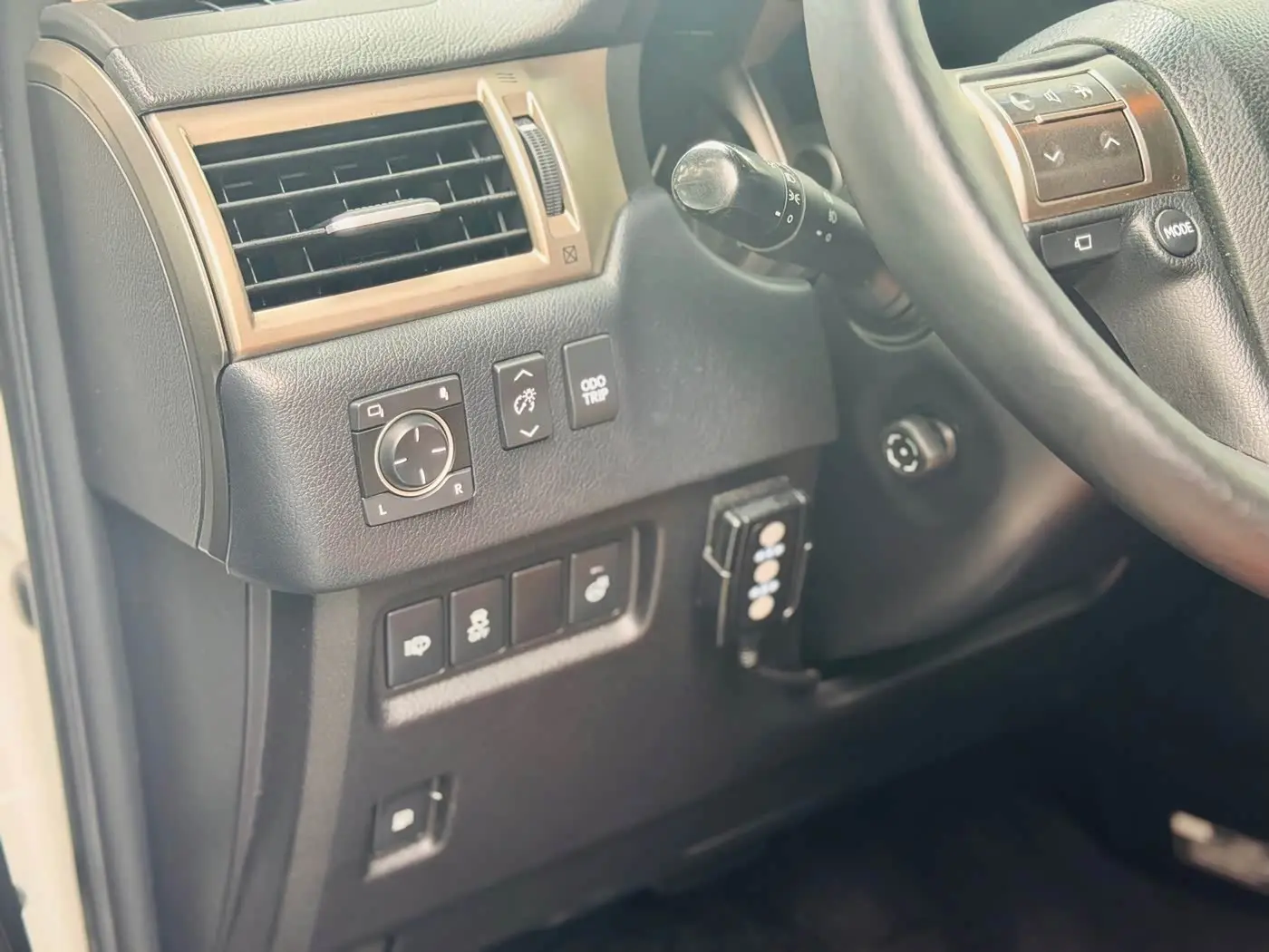 Lexus GX 2014 — Photo 16/18