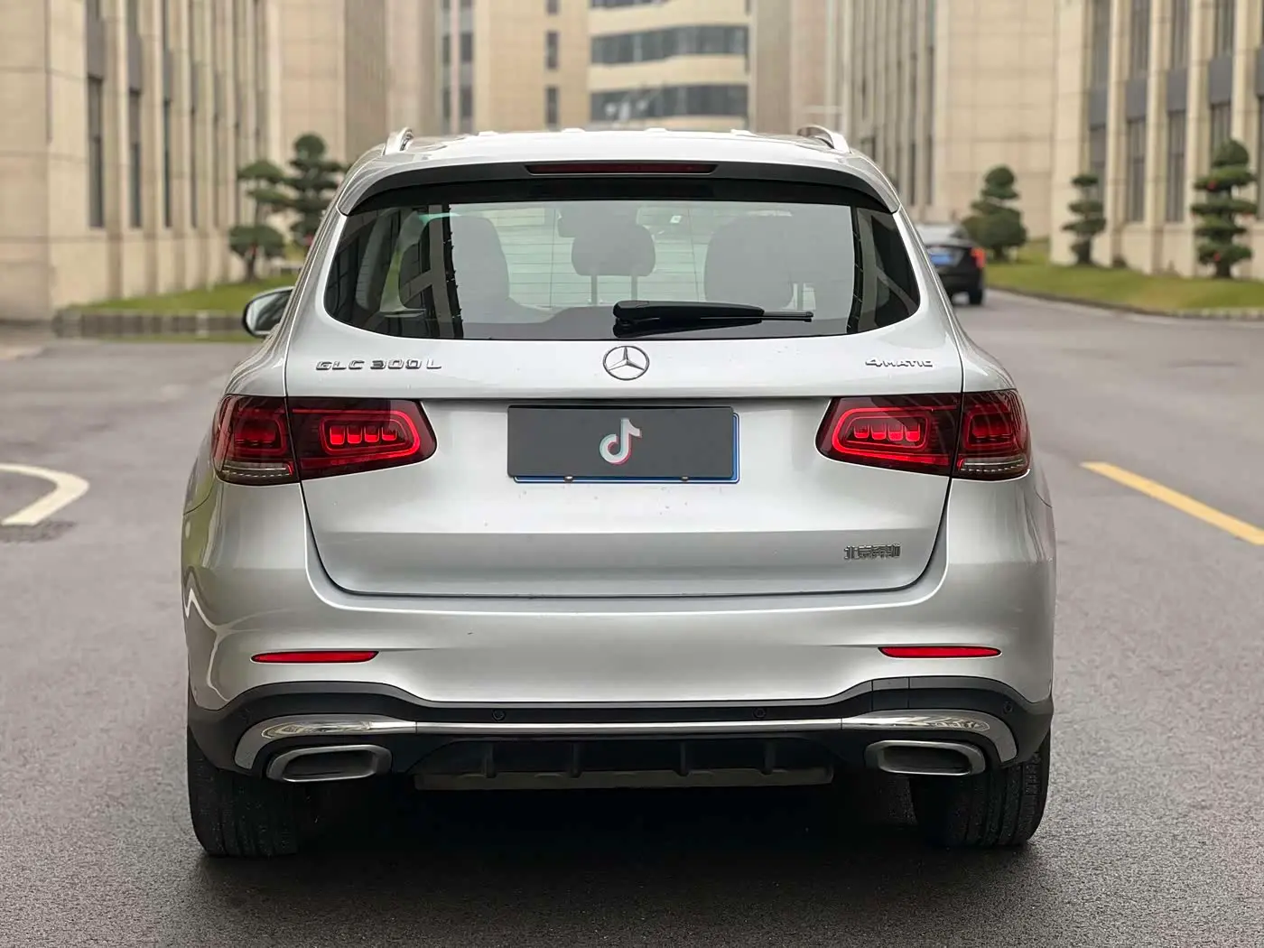 Mercedes-Benz GLC 2020 — Photo 13/20