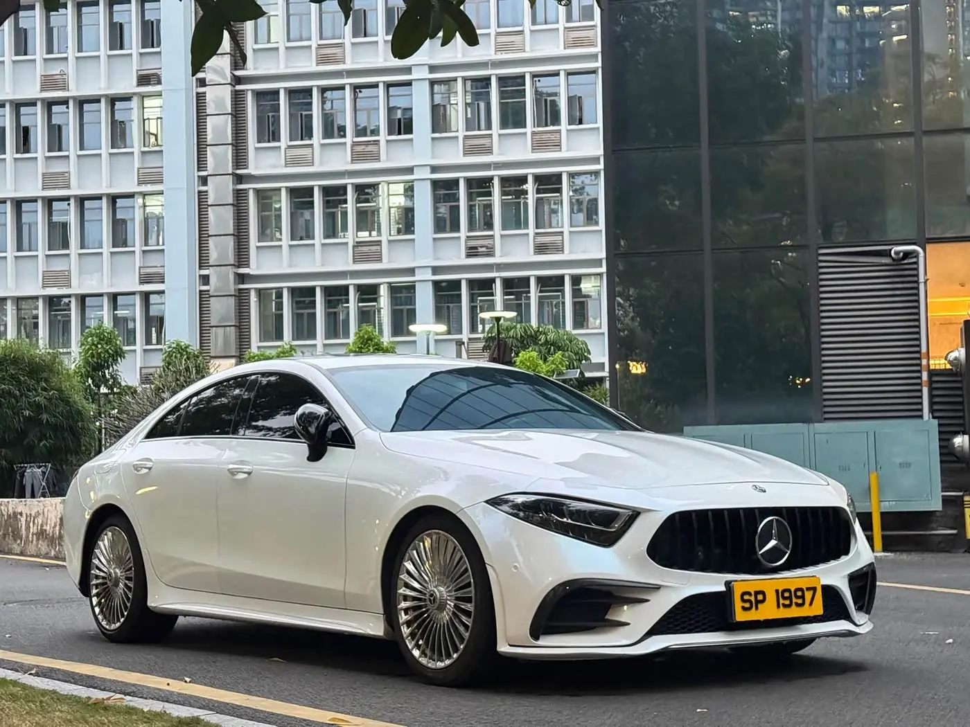Mercedes-Benz CLS 2020 — Photo 3/13