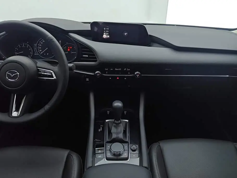 Mazda Mazda3 Axela 2024 — Şəkil 16/16